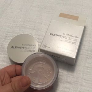 🌲🎄Bare Minerals Blemish Rescue Powder🌲🎄